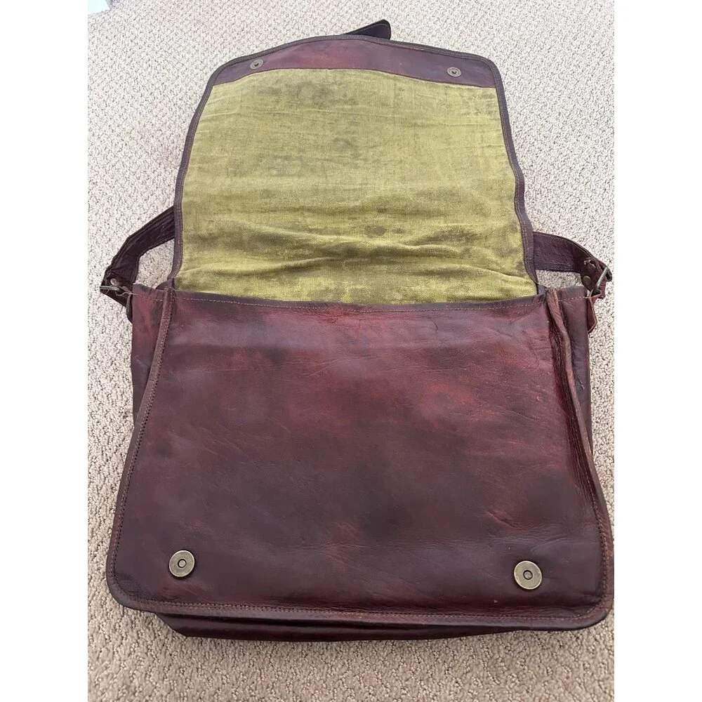 N/A vtg leather